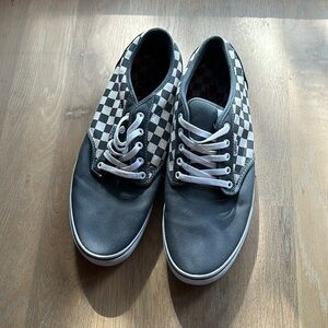 Men’s size 13 grey and white checked Vans